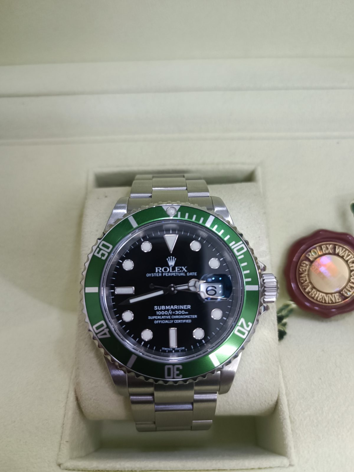 Rolex Submariner Date "Kermit" 16610LV, photo 1 of 9